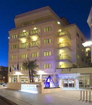 Hotel Europa ลาตินา ภายนอก รูปภาพ