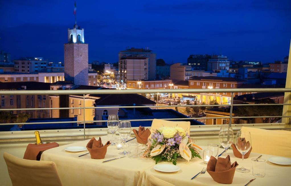 Hotel Europa ลาตินา ภายนอก รูปภาพ